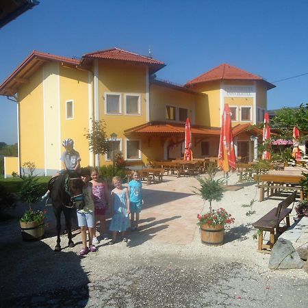 Ferienhotel Innviertel Kirchheim im Innkreis Dış mekan fotoğraf
